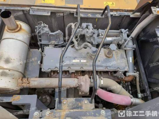 三一重工SY485履带式挖掘机