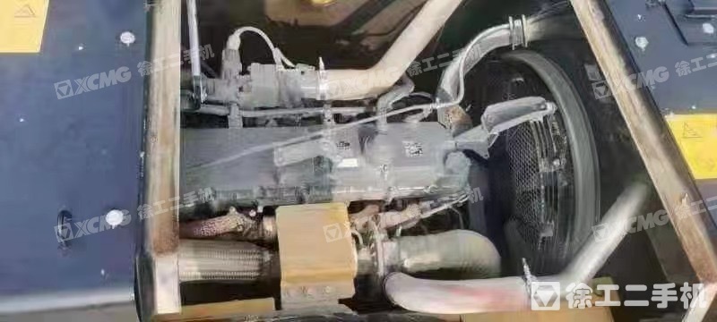 三一重工SY365履带式挖掘机