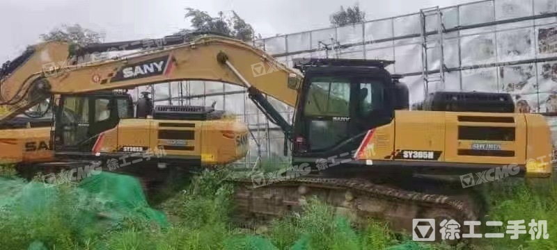 三一重工SY365履带式挖掘机