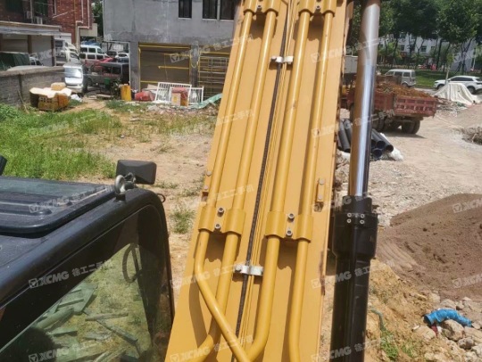 三一重工SY205履带式挖掘机