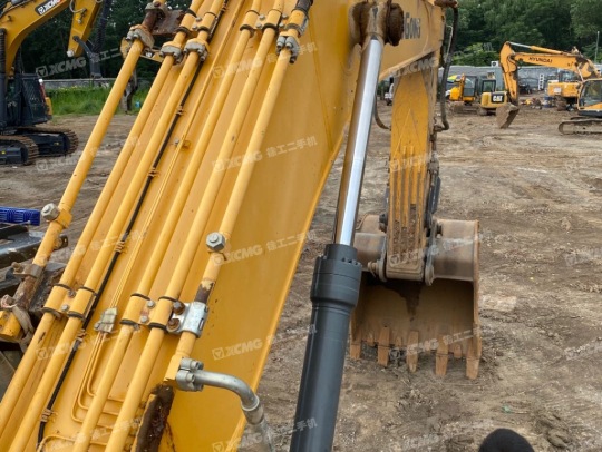 柳工CLG939履带式挖掘机