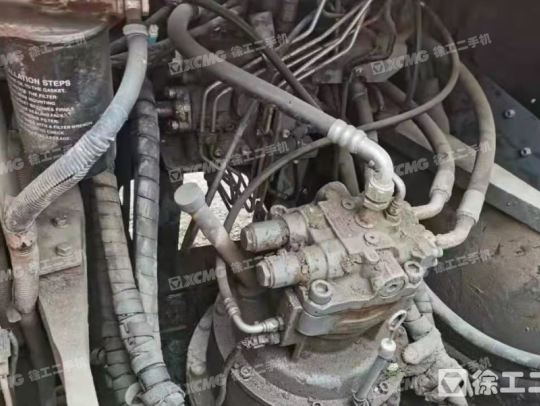 日立EX230履带式挖掘机