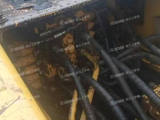 小松PC200-8履带式挖掘机