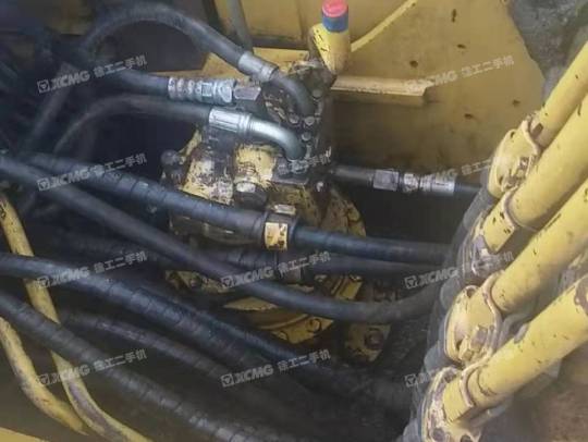 小松PC200-8履带式挖掘机