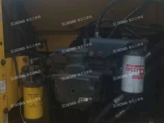 小松PC200-8履带式挖掘机