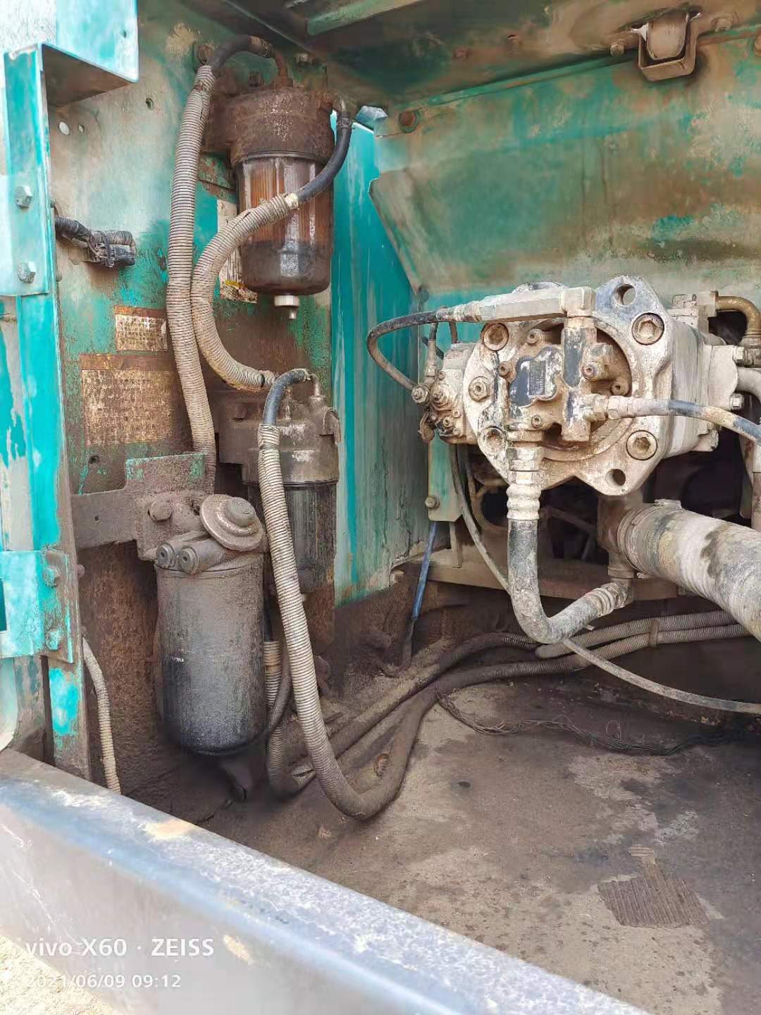 神鋼SK250履帶式挖掘機