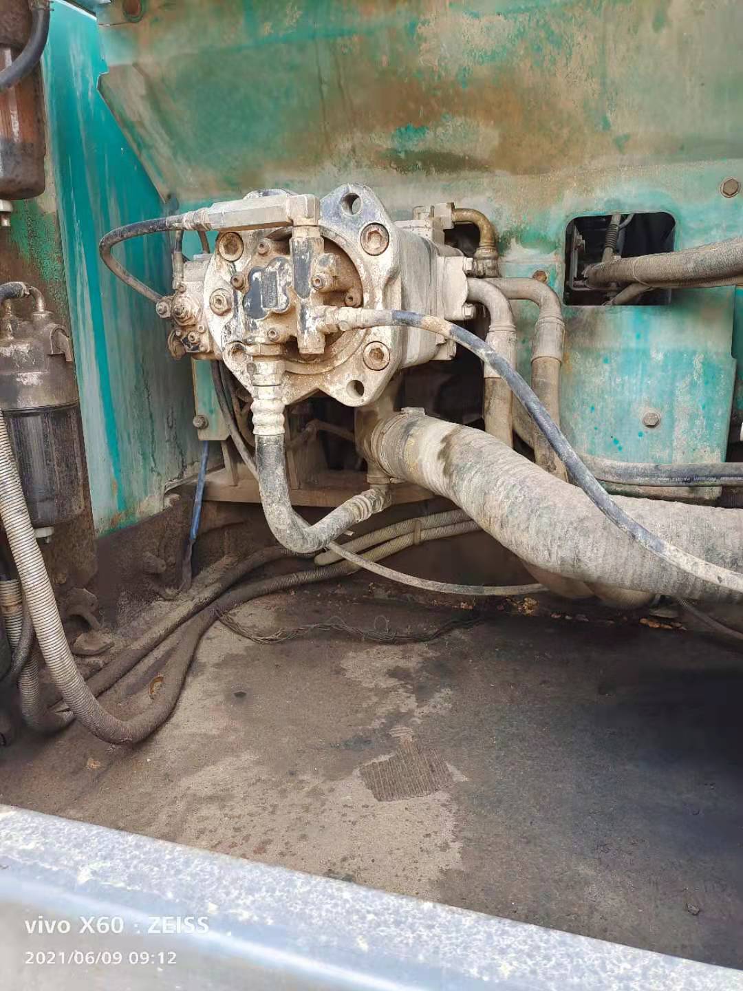 神鋼SK250履帶式挖掘機