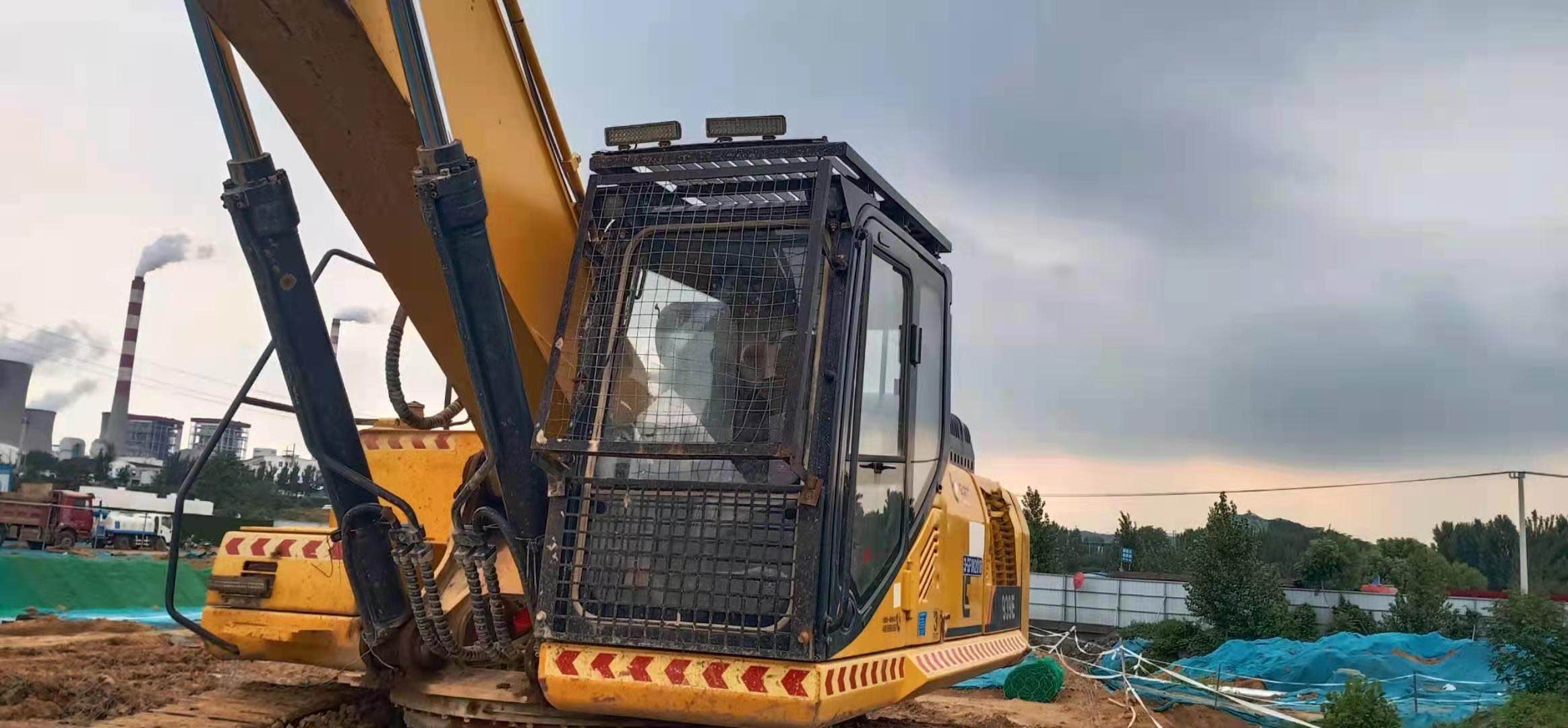 柳工CLG939履帶式挖掘機(jī)