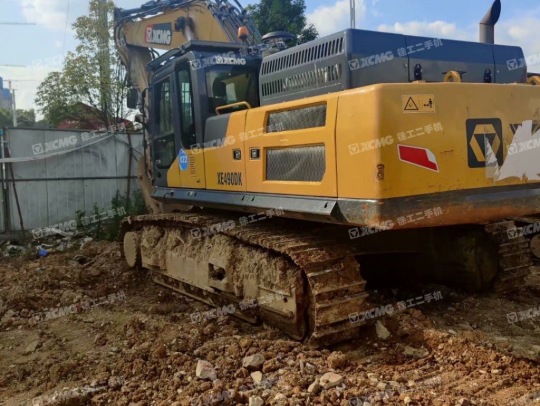 徐工XE490D履带式挖掘机