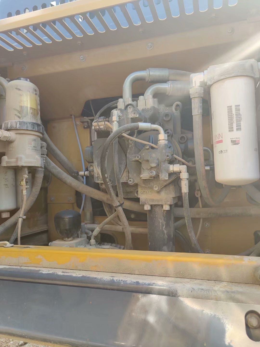 徐工XE490D履帶式挖掘機