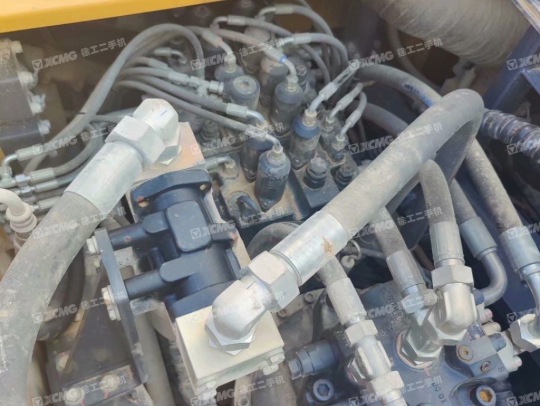 徐工XE490D履带式挖掘机