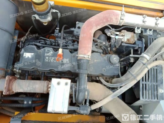 龍工LG6225履帶式挖掘機