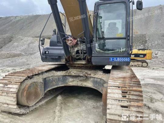 徐工XE370D履带式挖掘机