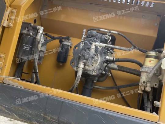 徐工XE370D履带式挖掘机