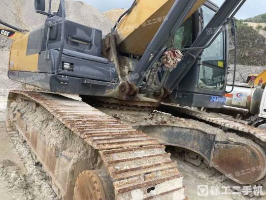 徐工XE370D履带式挖掘机