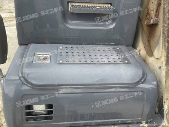 徐工XE370D履带式挖掘机