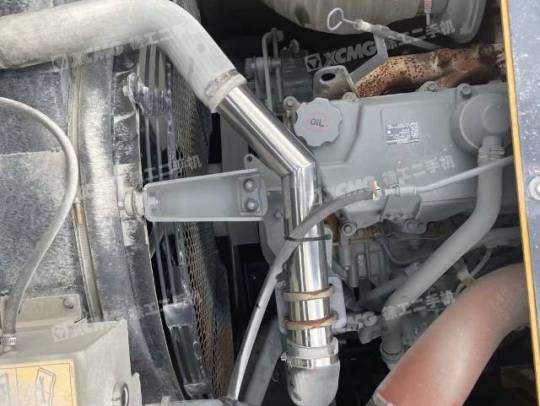 徐工XE370D履带式挖掘机