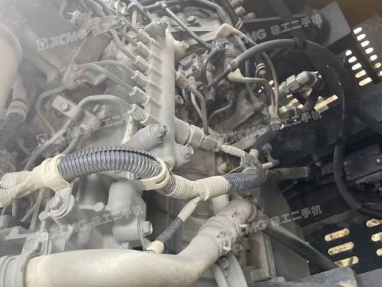 徐工XE370D履带式挖掘机