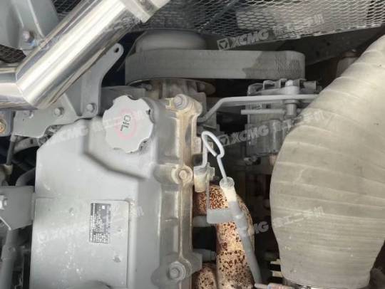 徐工XE370D履带式挖掘机