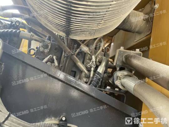 徐工XE370D履带式挖掘机