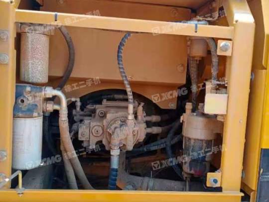 三一重工SY135履带式挖掘机