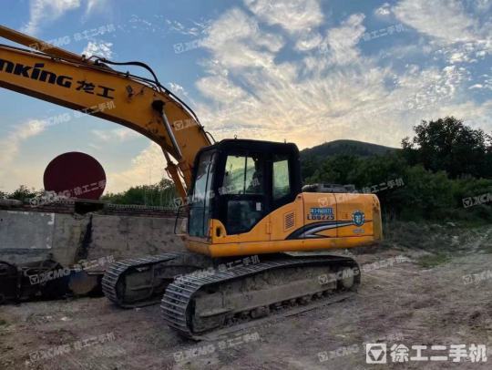 龙工LG6225履带式挖掘机