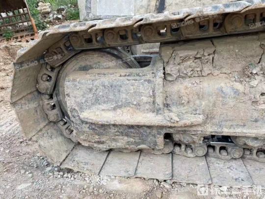 龙工LG6225履带式挖掘机