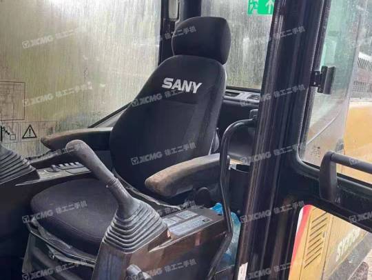 三一重工SY365履带式挖掘机