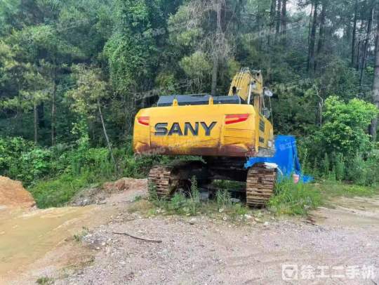 三一重工SY365履带式挖掘机