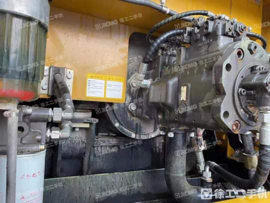 三一重工SY365履带式挖掘机