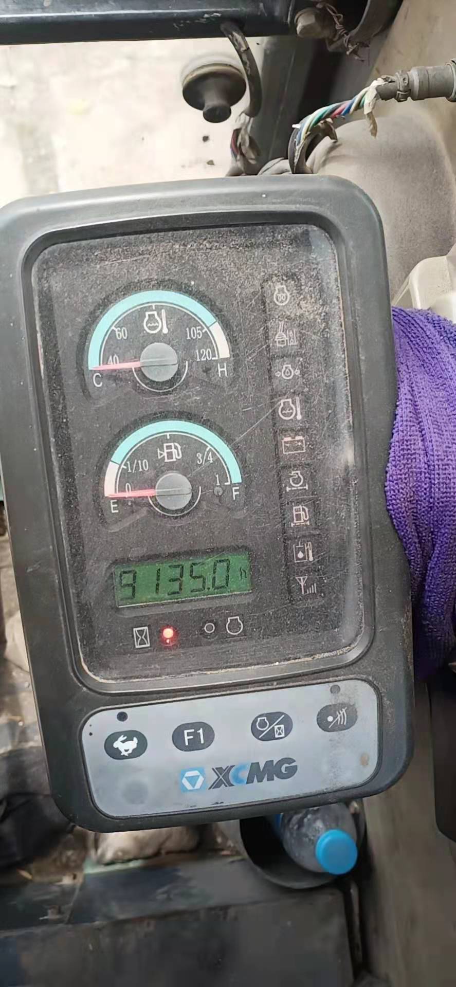 徐工XE80履帶式挖掘機