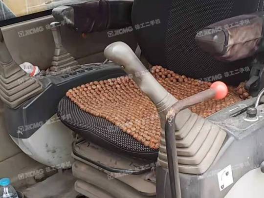 徐工XE80履带式挖掘机