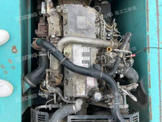 神钢SK260履带式挖掘机