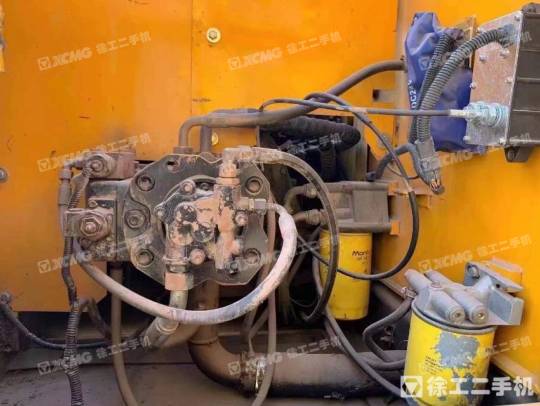 三一重工SY155履带式挖掘机