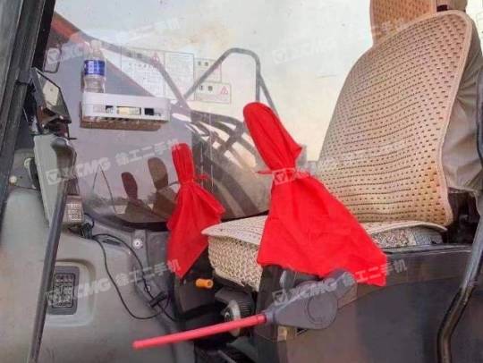 三一重工SY155履带式挖掘机