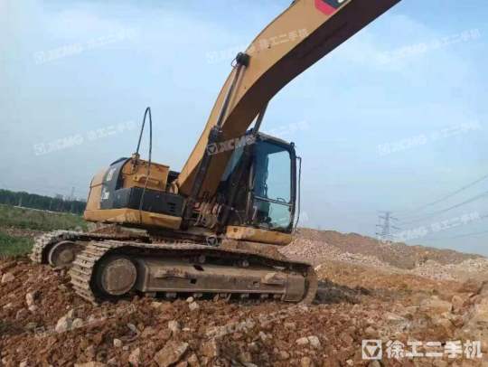 卡特彼勒320D2履带式挖掘机