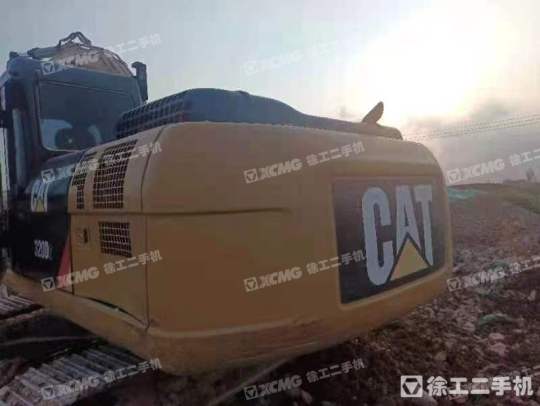 卡特彼勒320D2履带式挖掘机
