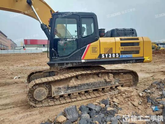 三一重工SY245履带式挖掘机