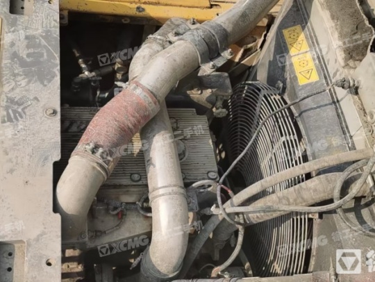 徐工XE470D履带式挖掘机