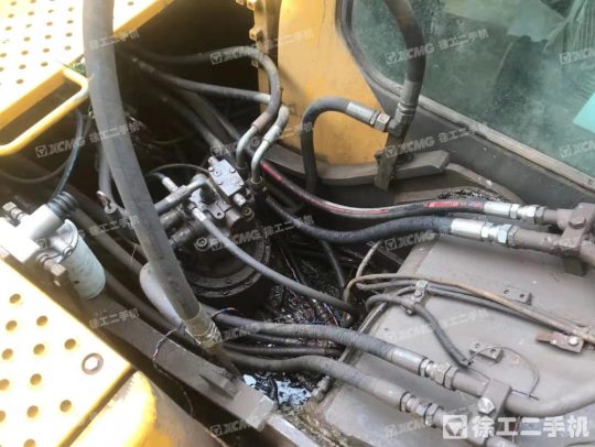 沃尔沃EC210履带式挖掘机