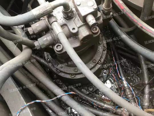 沃尔沃EC210履带式挖掘机