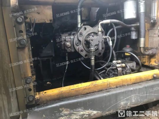 沃尔沃EC210履带式挖掘机