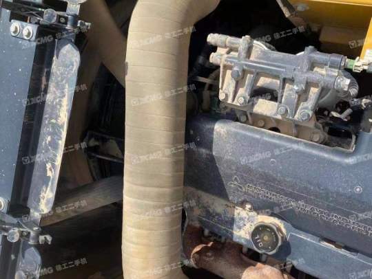 三一重工SY245履带式挖掘机