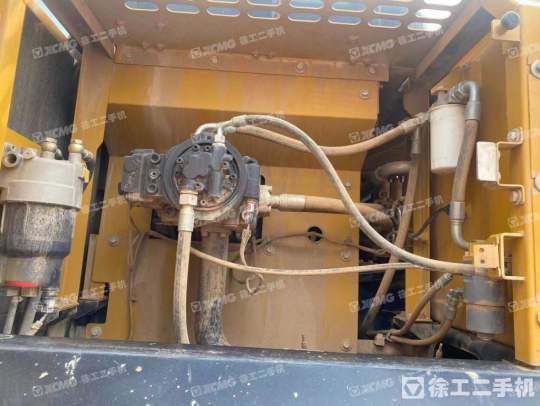 三一重工SY245履带式挖掘机