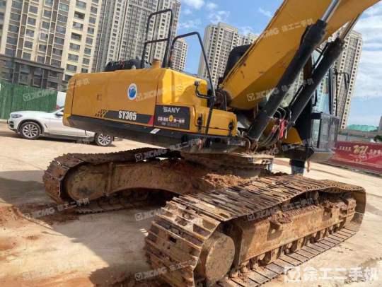 三一重工SY245履带式挖掘机