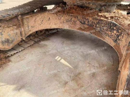 三一重工SY245履带式挖掘机