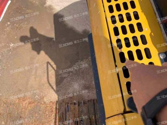 三一重工SY245履带式挖掘机