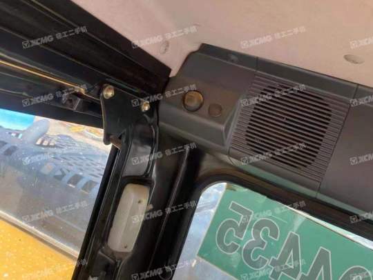 三一重工SY245履带式挖掘机