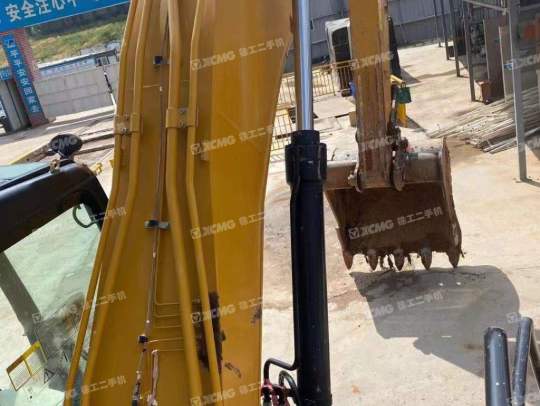 三一重工SY245履带式挖掘机