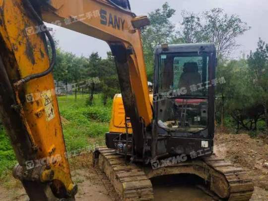 三一重工SY60履带式挖掘机